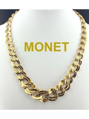 Vintage Monet Graduated Double Oval Links Chunky Gold Tone Chain Necklace 17-18"